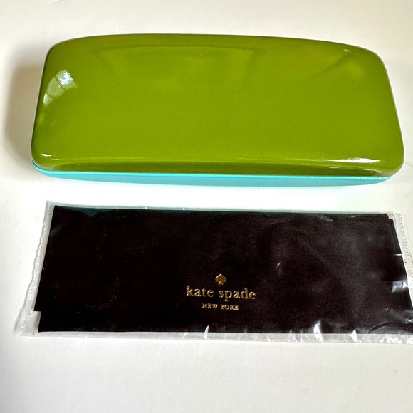 Kate Spade Hard Eyeglass Case and Monogram Cloth - Picture 9 of 10